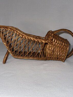Vintage Woven Wicker/Rattan Wine Bottle Holder / Pouring basket 14.5”